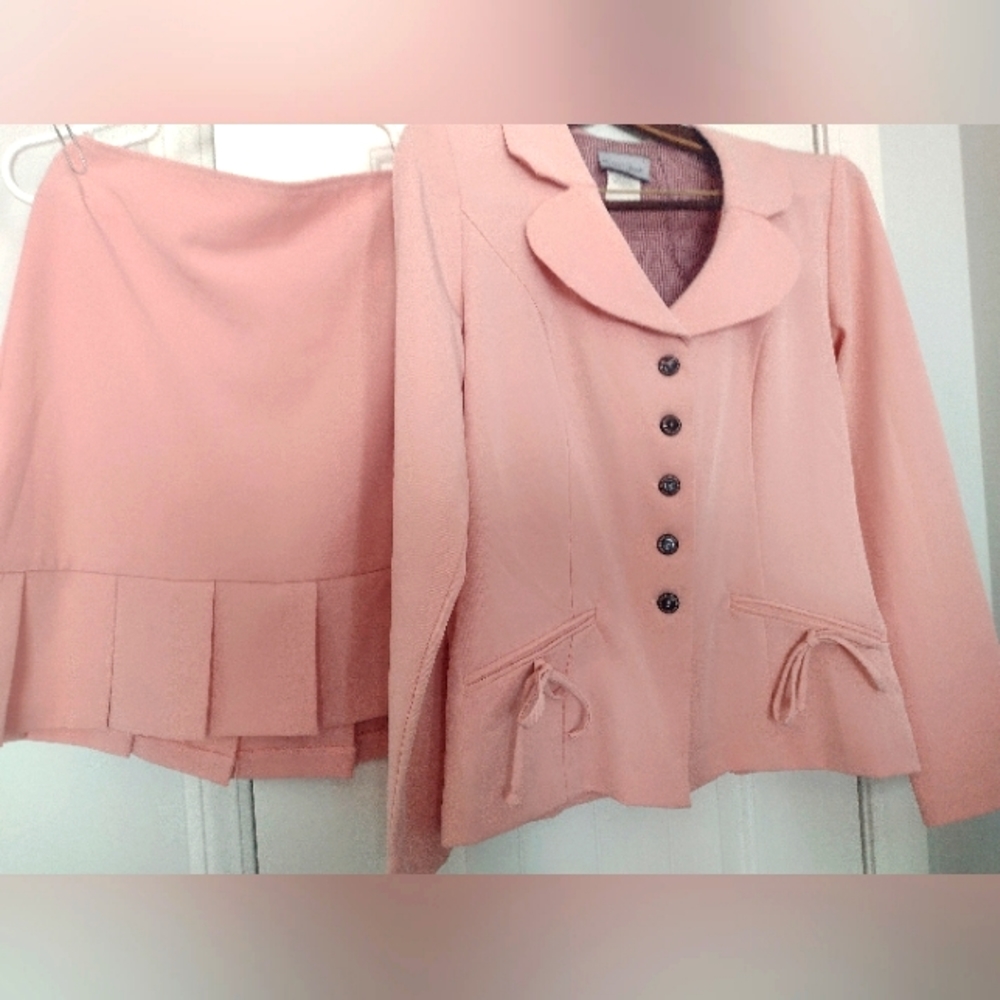 Breakin' Loose Blazer & Pleated skirt set